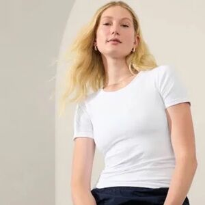 Athleta Renew shirt size xl